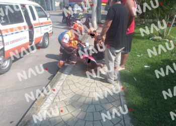 Motociclista Sufre Accidente en Tapachula: Hernesto N. de 42 años Resulta Herido con Fractura Expuesta*