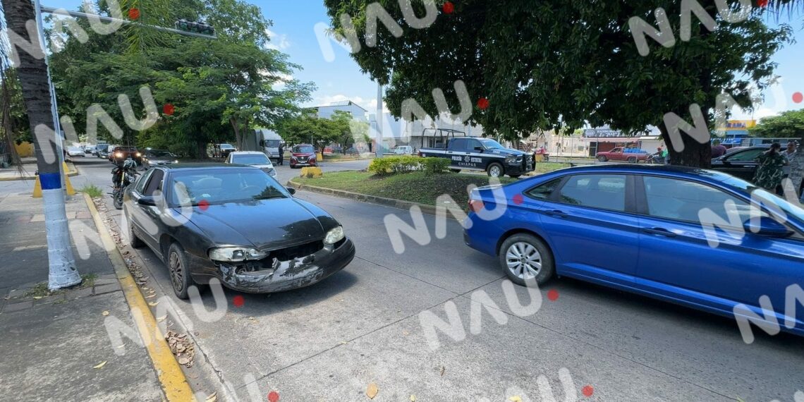 Percance Vehicular en Tapachula Deja Daños Materiales
