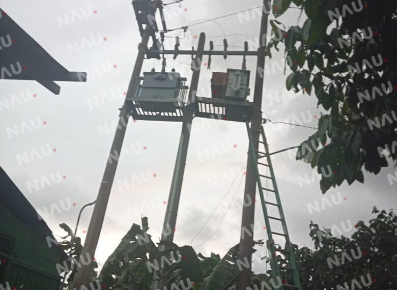 Electricista pierde la vida al recibir descarga eléctrica y caer de las escaleras en Suchiate