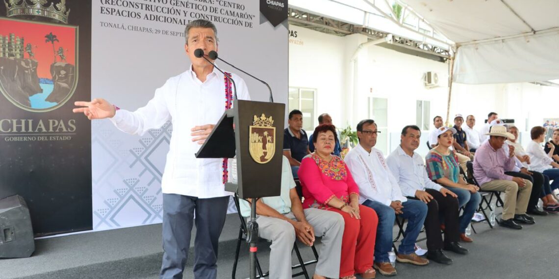 En Tonalá, Rutilio Escandón inaugura el Centro Reproductivo Genético de Camarón