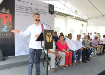 En Tonalá, Rutilio Escandón inaugura el Centro Reproductivo Genético de Camarón