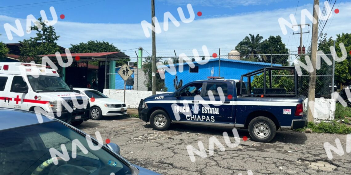 Encuentran pistola abandonada en primaria de Tapachula tras operativo policial