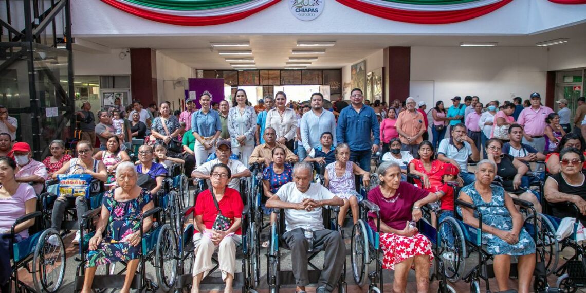 Entrega de Ayudas Funcionales: Un paso hacia la inclusión en Tapachula