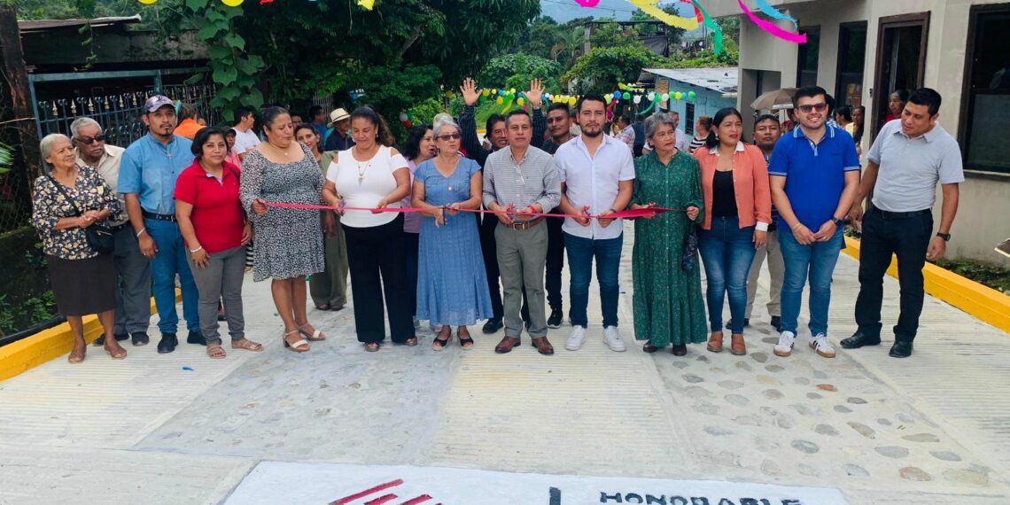 Luego de más de 80 años, llega la justicia social a fracción San Jerónimo, de Unión Juárez.