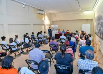 Presentación del libro “La calle del tren tropical y una ciudad de seis mil manzanas”