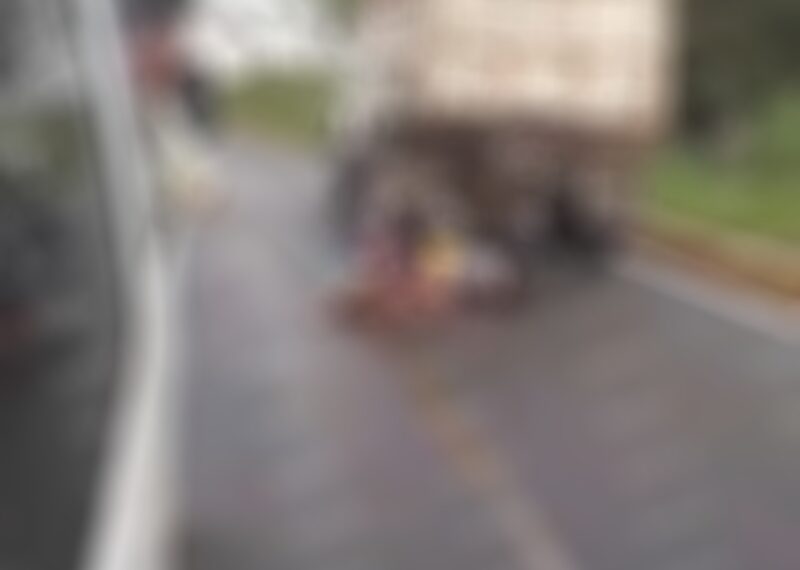 Accidente de motocicleta en Pijijiapan deja una joven gravemente herida