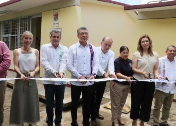 En Tapachula, Rutilio Escandón inaugura espacios en el Centro de Atención Múltiple Benito Juárez García