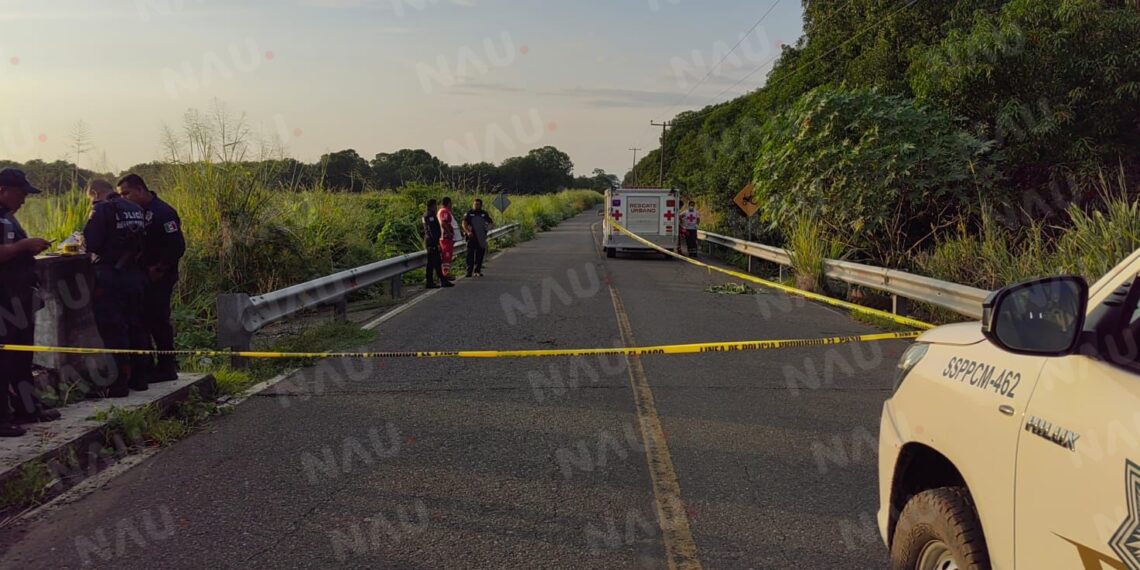 Hallan cuerpo en estado de descomposición en carretera hacia el Ejido Esperanza