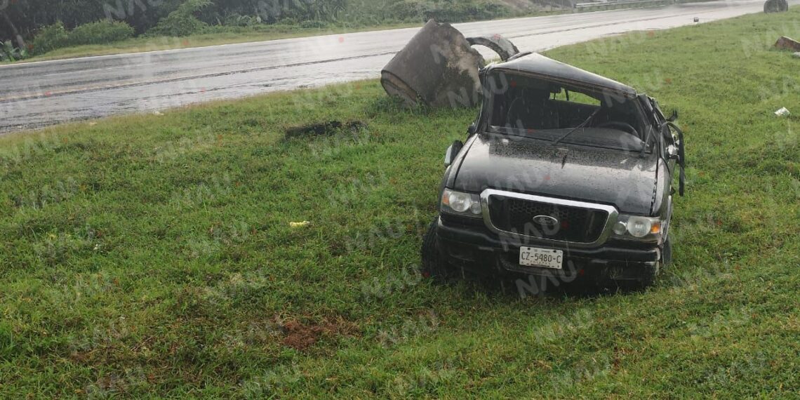 Accidente automovilístico en Huixtla deja cuatro lesionados