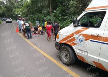 Accidente en la carretera Tapachula-Nueva Alemania deja dos motociclistas lesionados