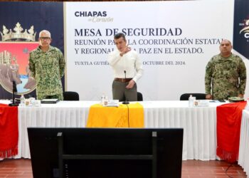 Rutilio Escandón felicita y reconoce a la Universidad Autónoma de Chiapas por su 50 aniversario