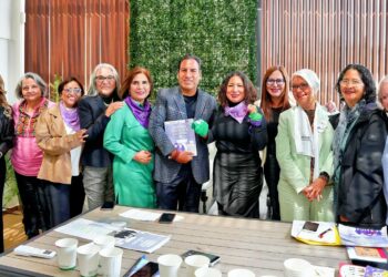 Eduardo Ramírez se reúne con las representantes de la agenda feminista en Chiapas