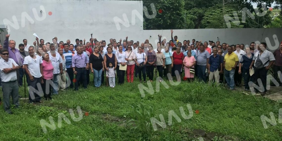 De fiesta choferes concesionados y sus familias se preparan para agradecer beneficio al gobernador