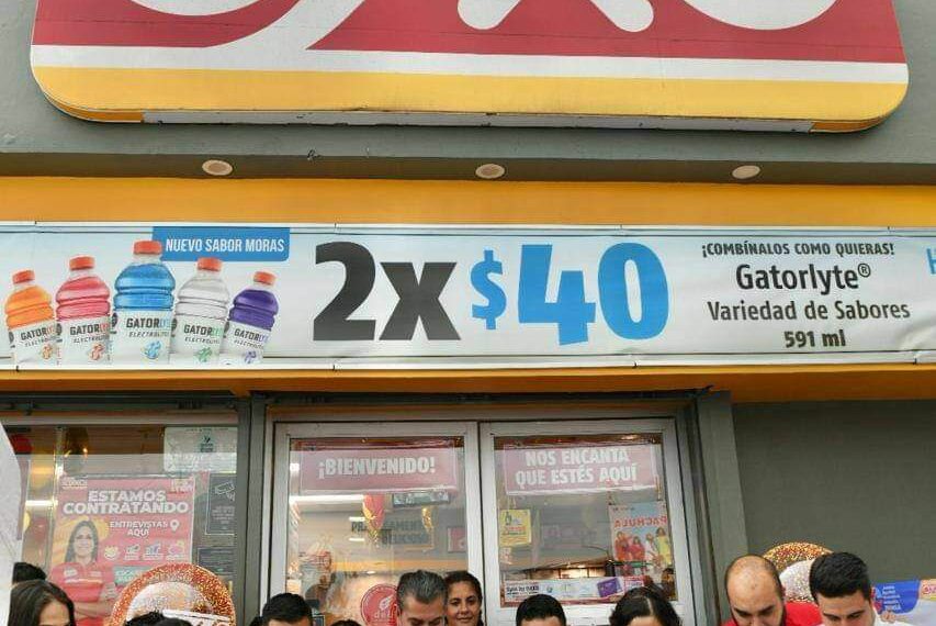 OXXO inaugura tienda multicultural en Tapachula para emplear a migrantes