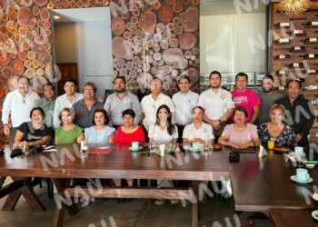 Reunión entre la Representante de la Oficina del INM en Chiapas y la CANACINTRA abordan temas migratorios clave en Tapachula y la región.