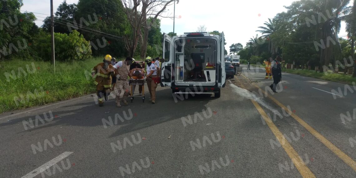 Dos personas lesionadas en accidente en la carretera Tapachula – Puerto Madero