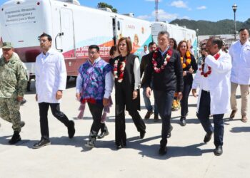 Rutilio Escandón arranca Campaña de Detección de Agudeza Visual y entrega ayudas funcionales