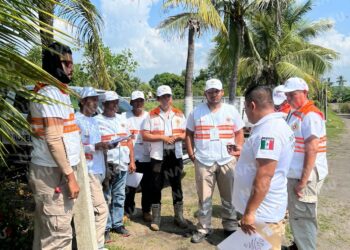 Protección Civil colabora con palaperos de Puerto Madero para prevenir desastres