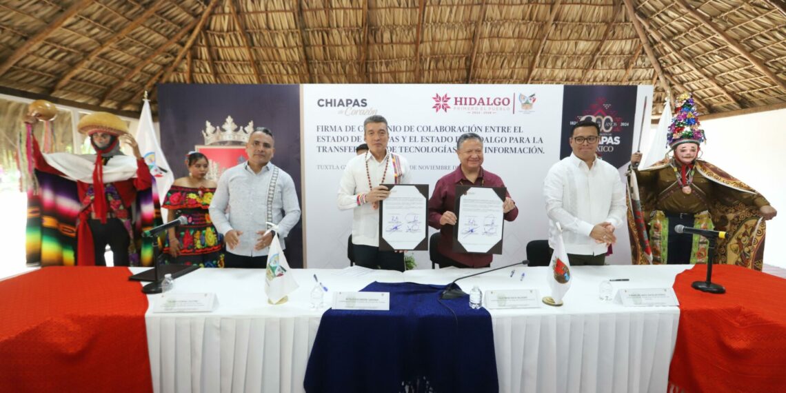 Rutilio Escandón y Julio Menchaca, gobernador de Hidalgo, firman convenio a favor de la digitalización de procesos y trámites