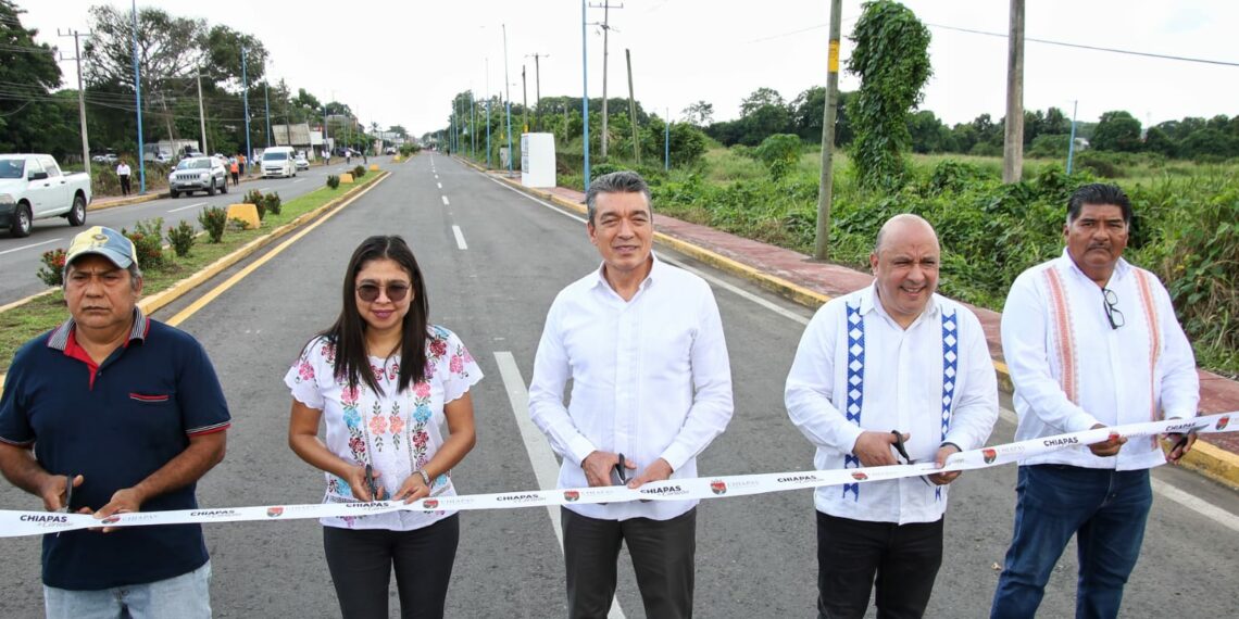 Inaugura Rutilio Escandón la reconstrucción del camino Arriaga-Tapachula-Álvaro Obregón-Mazatán