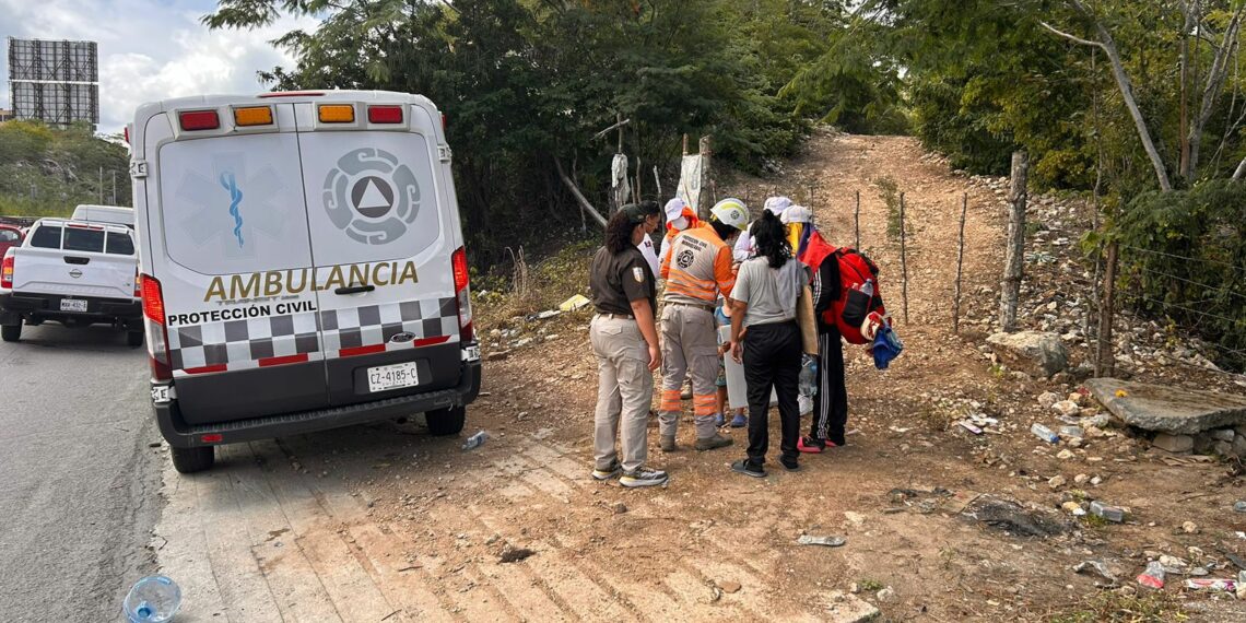 Atención a Migrantes en Caravana por el INM y Protección Civil en Tuxtla Gutiérrez