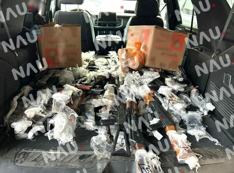 FGR ASEGURA VEHÍCULOS MONSTRUOS, ARMAS DE FUEGO Y CARTUCHOS EN TUXTLA GUTIÉRREZ