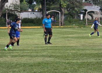 Águilas Tavo y FC Felinas debutan con empate 3-3 en el inicio del Torneo Bancrisas