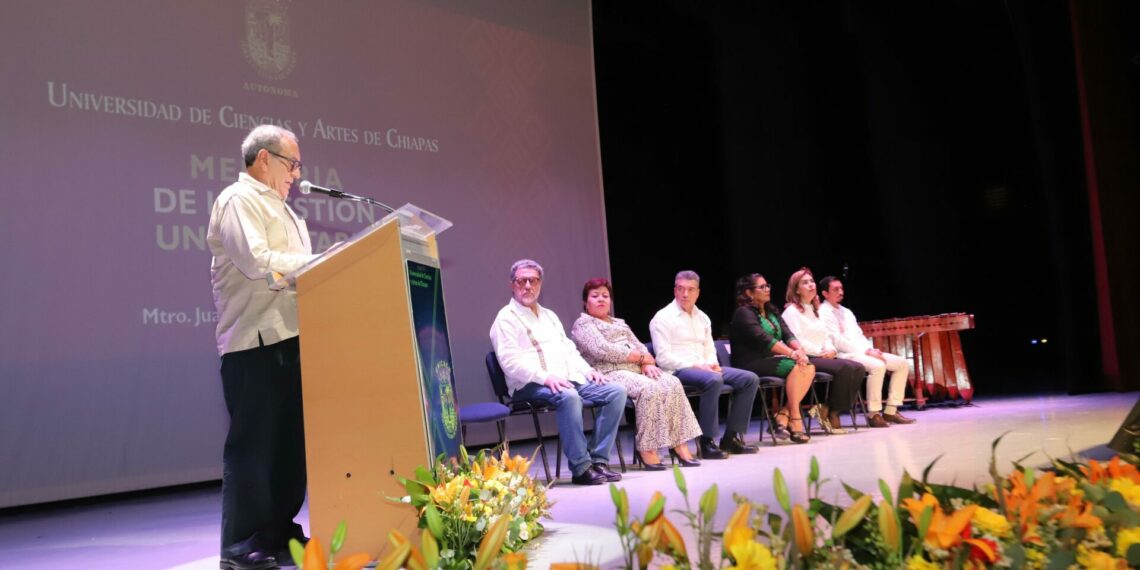 Rutilio Escandón reconoce avances y crecimiento de la Unicach en infraestructura, oferta académica y matrícula