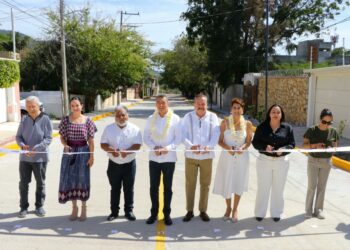 Más vialidades dignas en Tuxtla Gutiérrez; Rutilio Escandón inaugura pavimentación de calles en Plan de Ayala