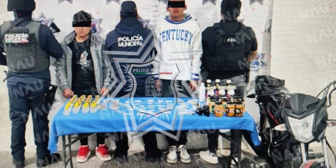 Detiene Policía Municipal de San Cristóbal a dos personas por posesión de droga