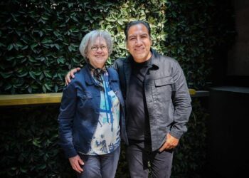 Eduardo Ramírez y Raquel Serur Smeke se reúnen para impulsar el proyecto “La Movilidad Humana es Trabajo”