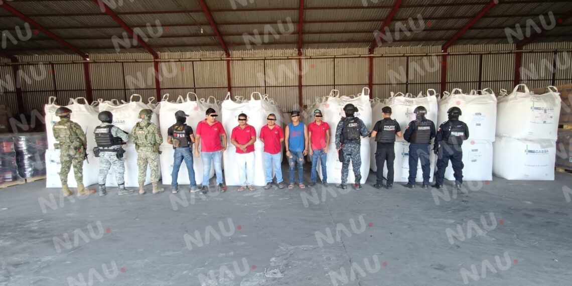 Recuperan cargamento de azúcar robado en Suchiate