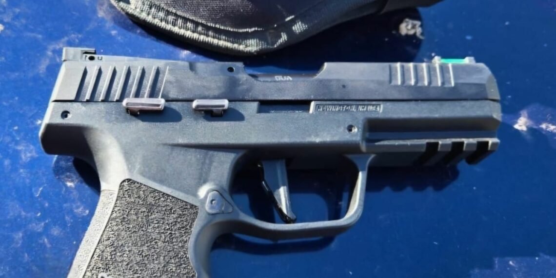 FGR INICIA INVESTIGACIÓN CONTRA DOS PERSONAS POR EL DELITO DE PORTACIÓN DE ARMA SIN LICENCIA