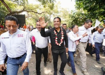 Encabeza Eduardo Ramírez la reapertura del Centro Turístico Lagos de Colón