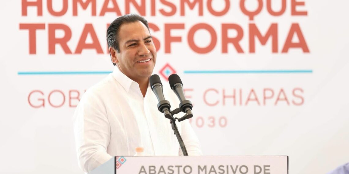 Eduardo Ramírez dio inicio al abasto masivo de medicamentos e insumos a unidades médicas de Chiapas