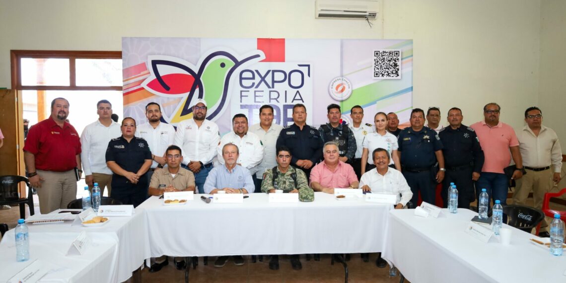 SOSTIENEN REUNIÓN DIRECTIVOS EXPO FERIA Y AUTORIDADES DE SEGURIDAD