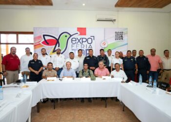 SOSTIENEN REUNIÓN DIRECTIVOS EXPO FERIA Y AUTORIDADES DE SEGURIDAD