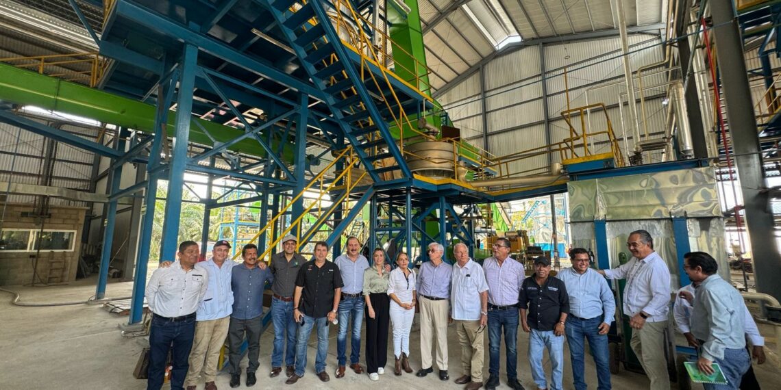 Titular de la SAGyP se reúne en Tapachula con agroexportadores y visitó Puerto Chiapas