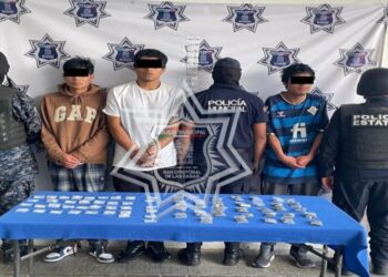 Policía Municipal detiene a tres sujetos con estupefacientes en el Mercado de la Zona Norte de San Cristóbal