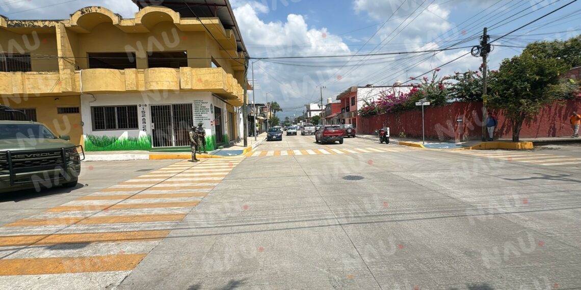 Ejército y Guardia Nacional realizan operativo en la 11ª Avenida Norte y 13 calle poniente