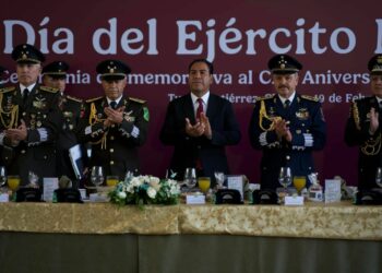 Asiste Eduardo Ramírez a la Ceremonia Conmemorativa al 112 Aniversario del Ejército Mexicano