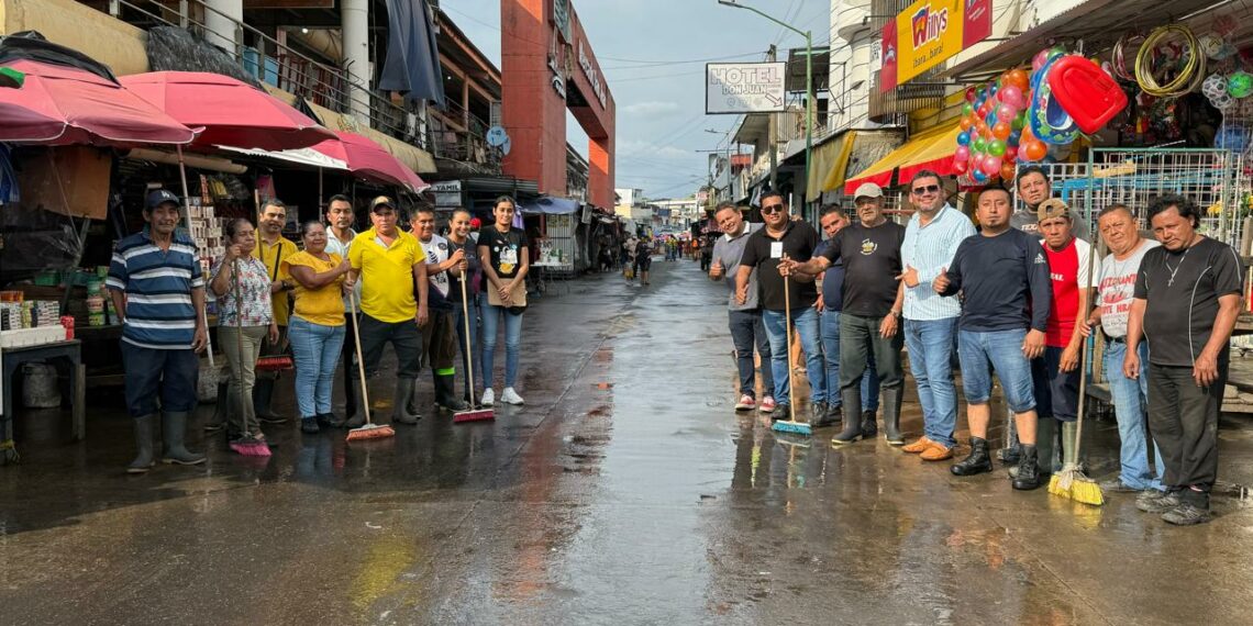 Fortaleciendo la Limpieza y Seguridad en el Mercado San Juan de Tapachula
