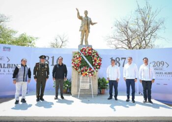 Asiste Eduardo Ramírez a la conmemoración del 209 aniversario del natalicio del general Ángel Albino Corzo