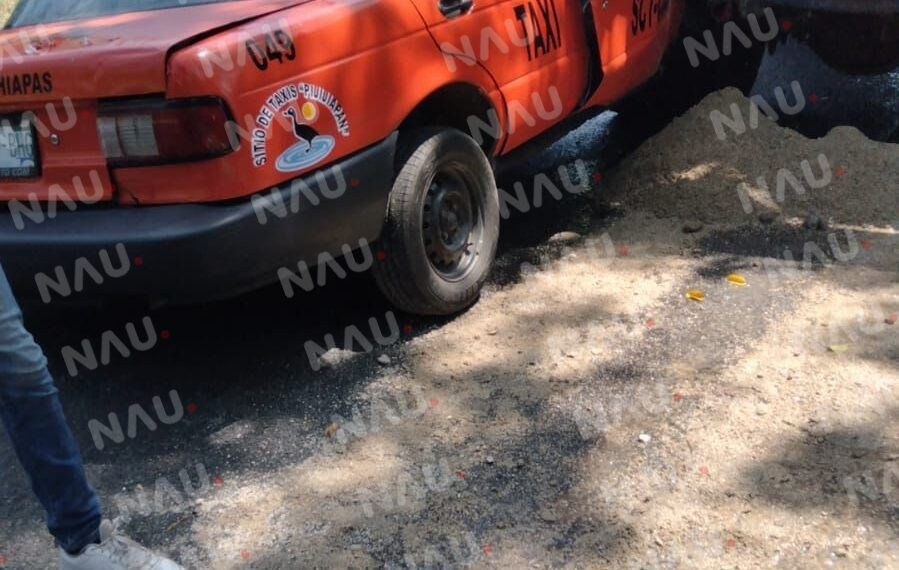 Cinco personas resultan heridas en accidente entre taxi y camión en Mapastepec