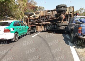 Accidente en la carretera Mapastepec – Escuintla, deja solo daños materiales