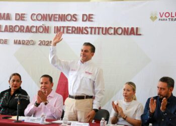 Yamil Melgar participa en la firma de convenio con el ICATECH
