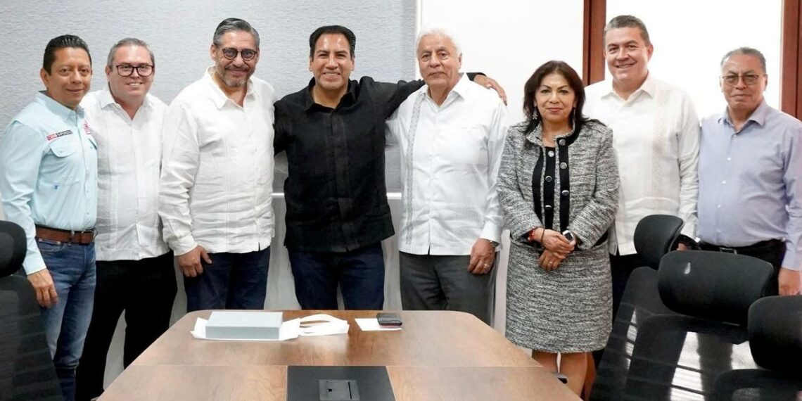 Eduardo Ramírez Aguilar se reúne con titular de la Asociación Nacional de Universidades e Instituciones de Educación Superior