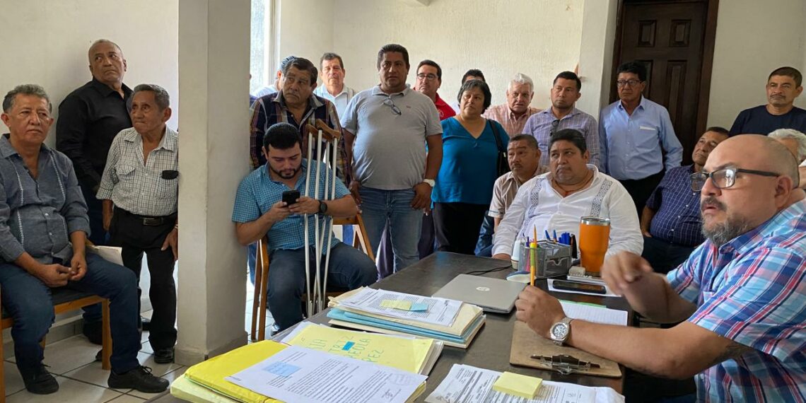 Se reúne Frente de Defensa Estatal y Federal con titular de oficina de enlace de SMyT en Tapachula