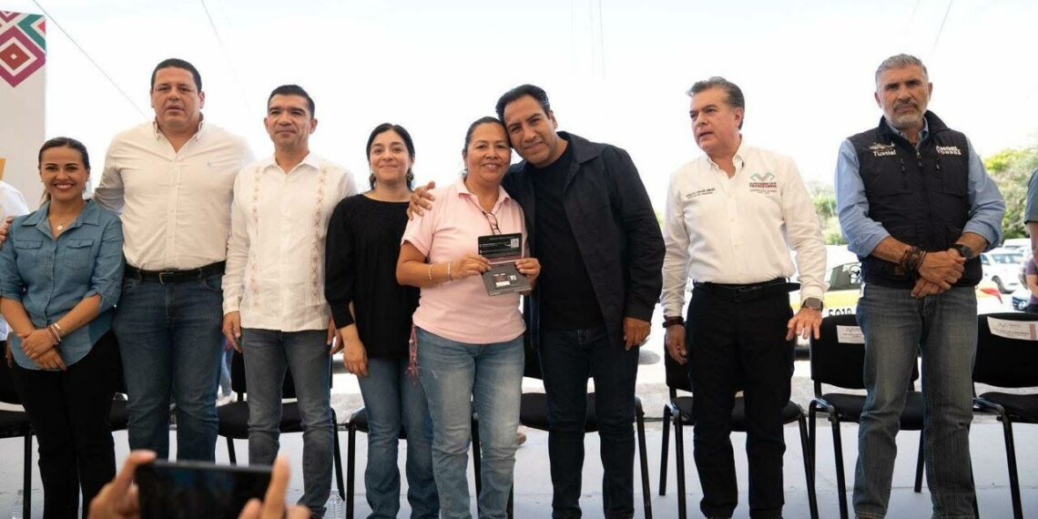 Eduardo Ramírez arranca programa Reporte Móvil para fortalecer la paz con apoyo del sector transportista