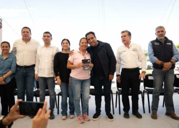 Eduardo Ramírez arranca programa Reporte Móvil para fortalecer la paz con apoyo del sector transportista